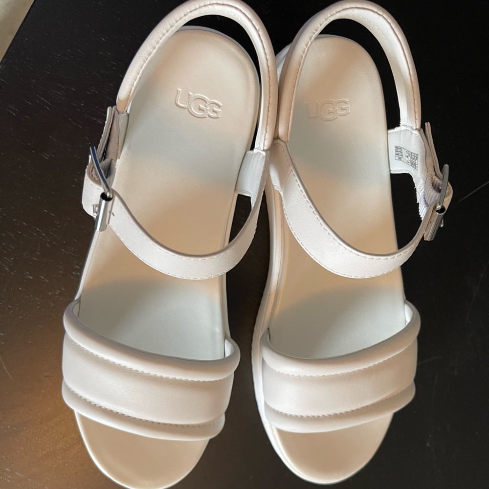 UGG ZAYNE ANKLE STRAP PLATFORM SANDALS BNWOT